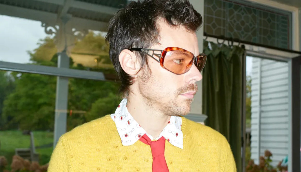 harry-styles-press-credit-Johnny-Dufort-billboard-1800